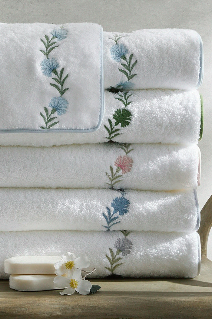 Blush Daphne Bath Towel
