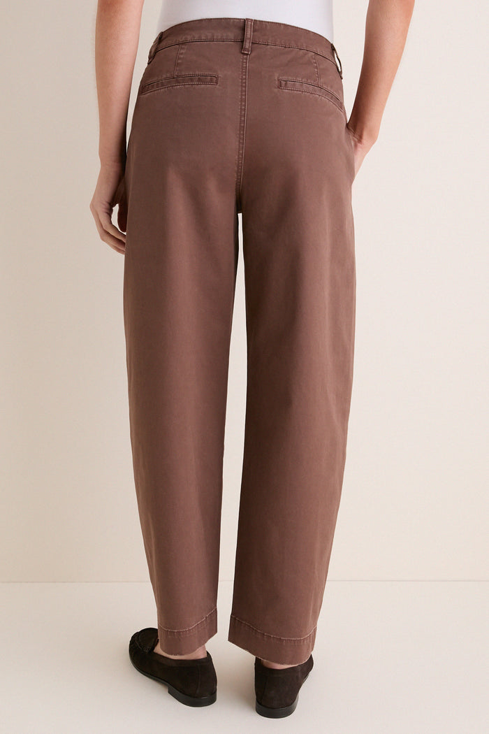 Chestnut Chino Barrel Leg Chatham Pants
