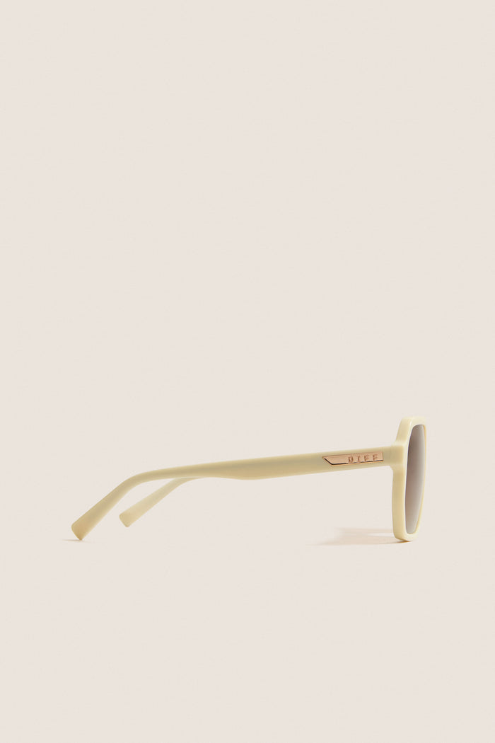 Courtside Ivory Polarized Cameron Sunglasses