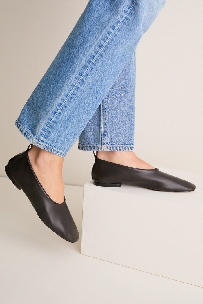 Dark Brown Hadley Flats