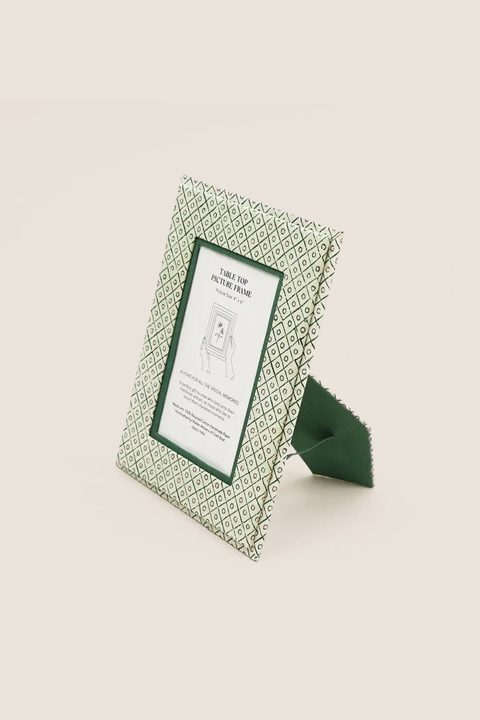 Dot and Grid Green Screen Printed Tabletop Picture Frame