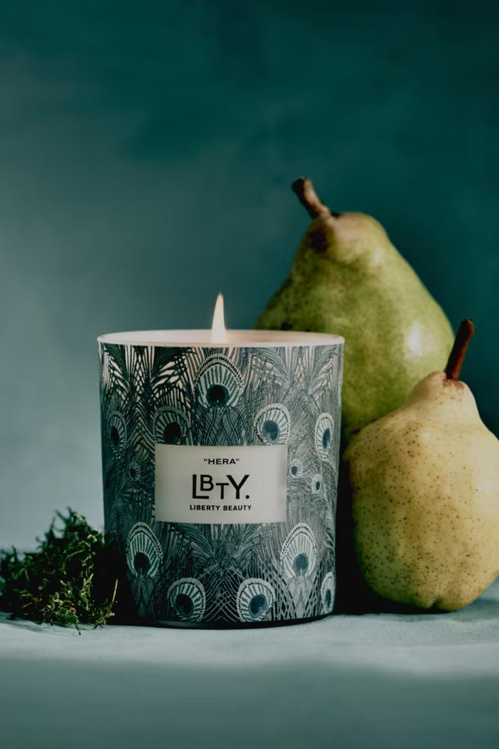 Hera Candle