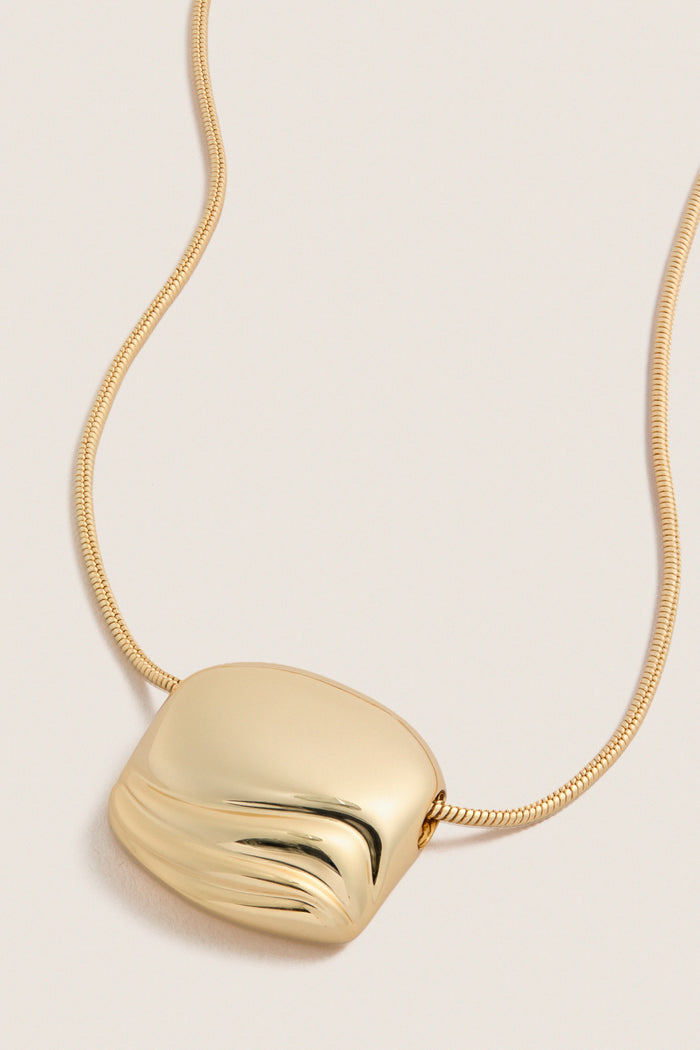 High Polish Gold Rue Pendant Necklace