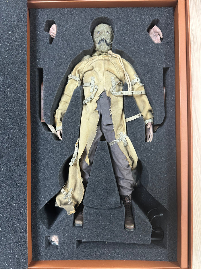 Hottoys Hot Toys 1/6 Scale MMS140 MMS 140 Batman Begins - Demon Batman & Scarecrow Action Figure USED