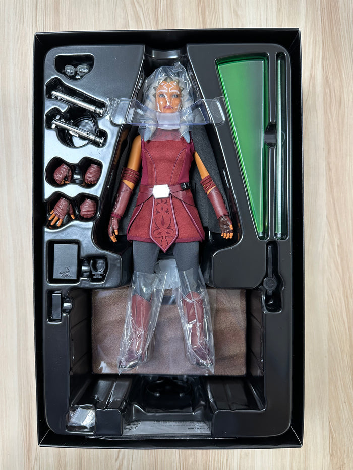 Hottoys Hot Toys 1/6 Scale TMS123 TMS 123 Star Wars: Ahsoka - Ahsoka Tano (Padawan) Action Figure USED