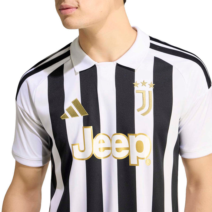 adidas Juventus Football 2026/27 Adults Home Jersey