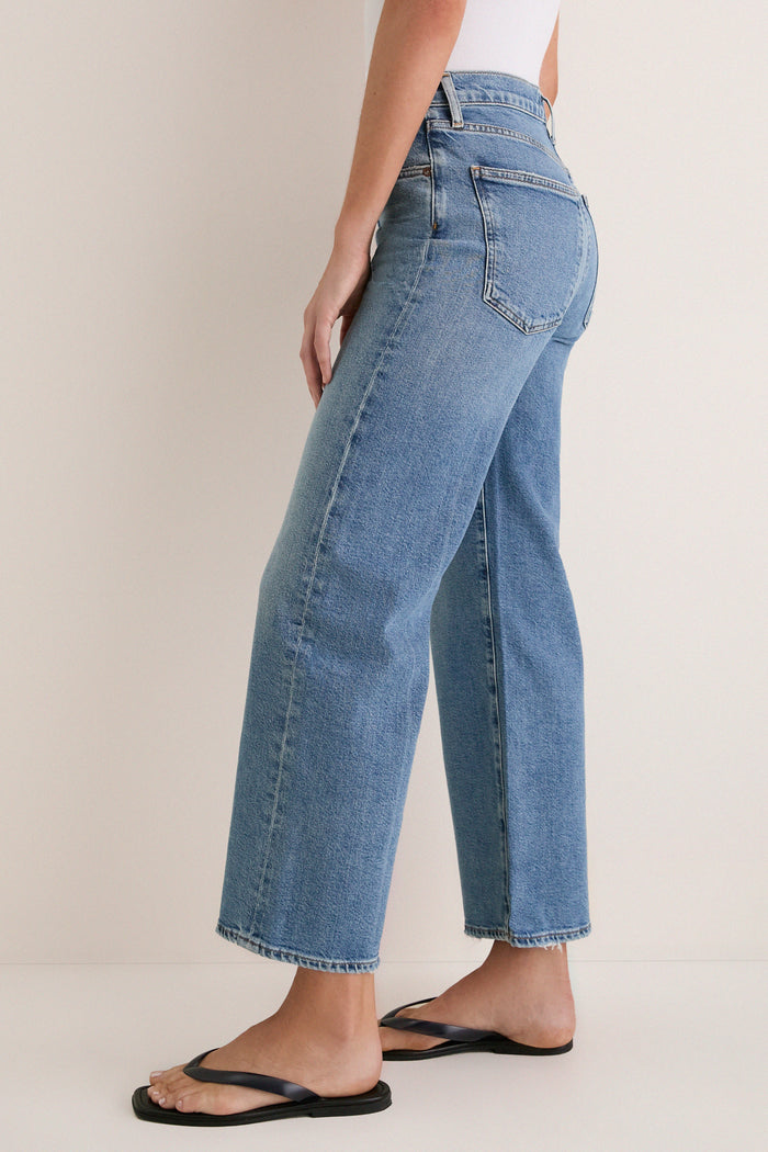 Kindle Mid Rise Relaxed Straight Harper Jean