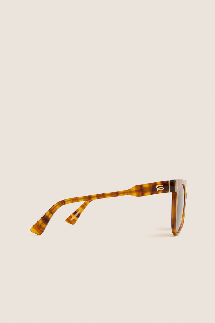 Match Play Aster Sunglasses