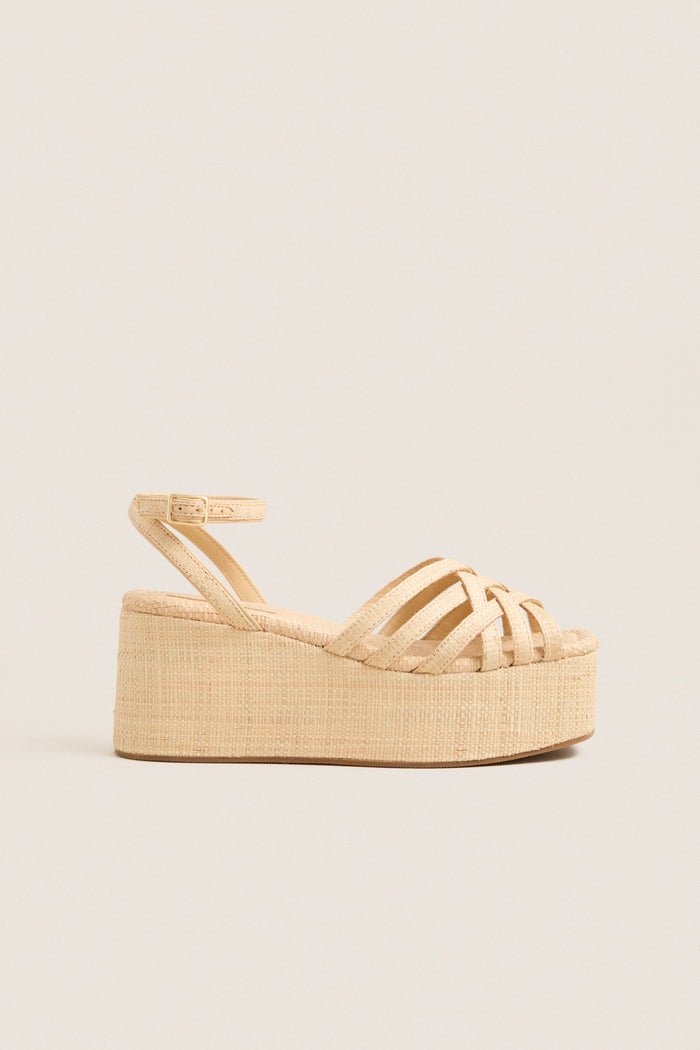 Natural Raffia Channing Platforms