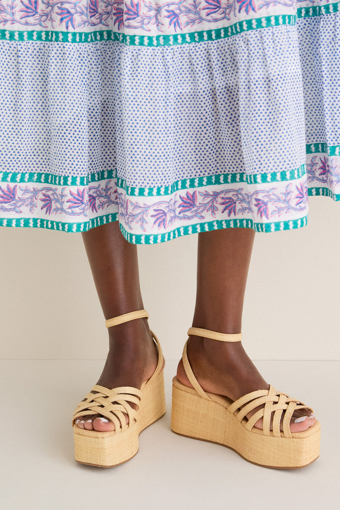 Natural Raffia Channing Platforms