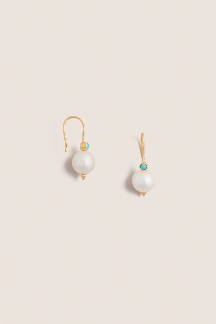 Pearl Earrings with Turquoise Stone