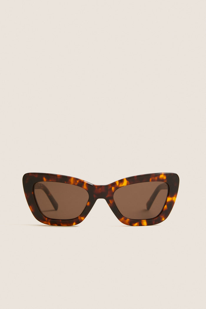Rich Tortoise Polarized Adriana Sunglasses