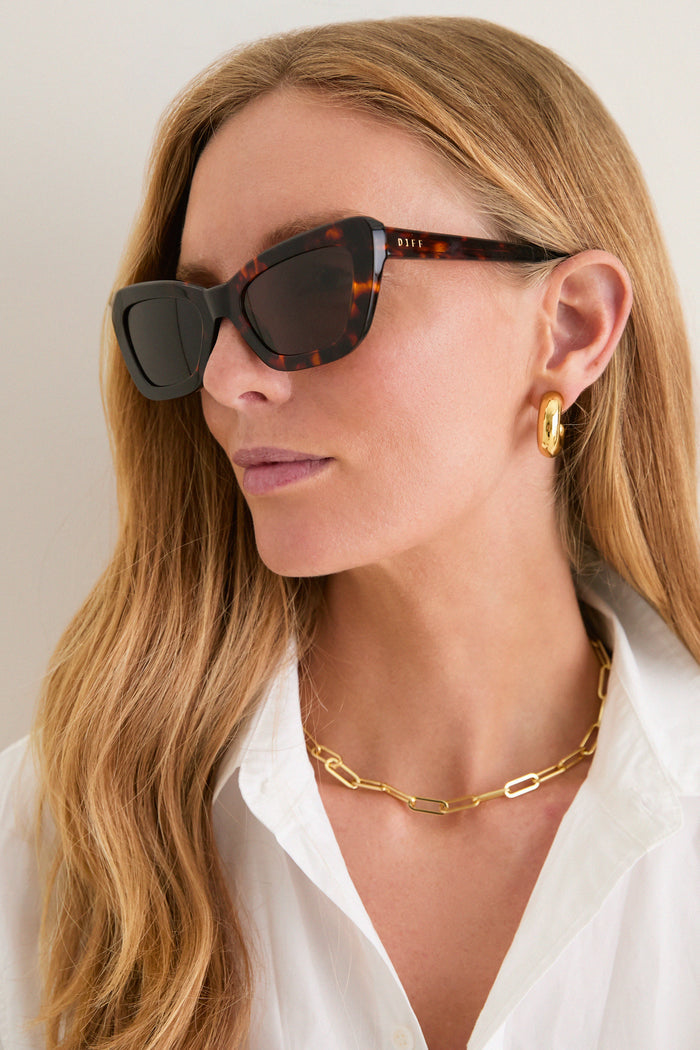 Rich Tortoise Polarized Adriana Sunglasses