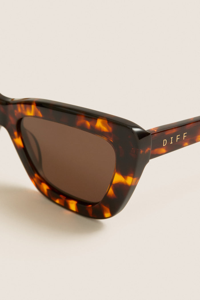Rich Tortoise Polarized Adriana Sunglasses