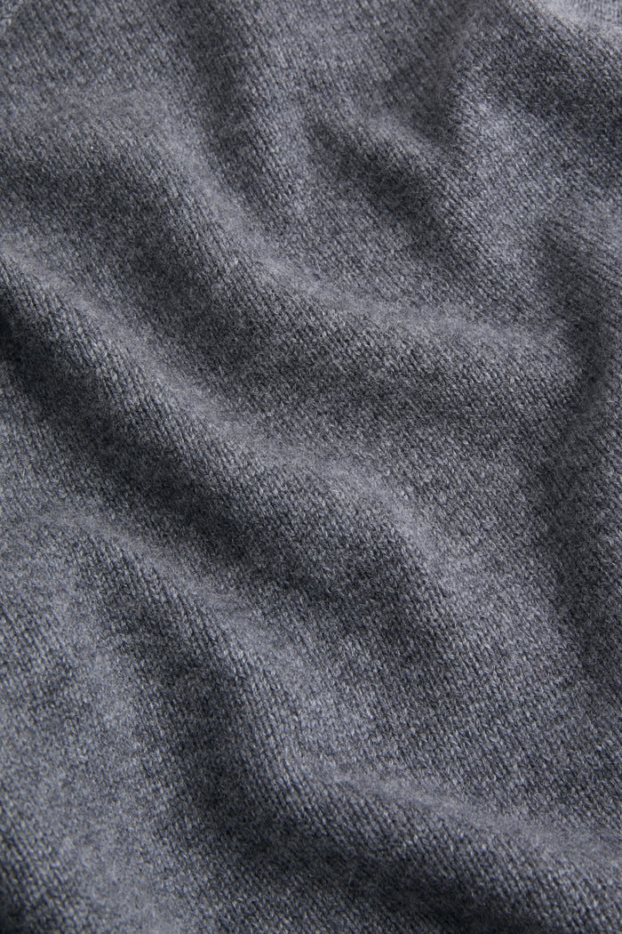 Shadow Gray Cashmere Triangle Scarf
