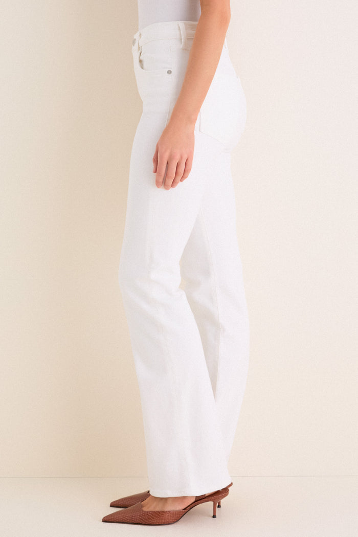 Soft White Lilah 32 Jean